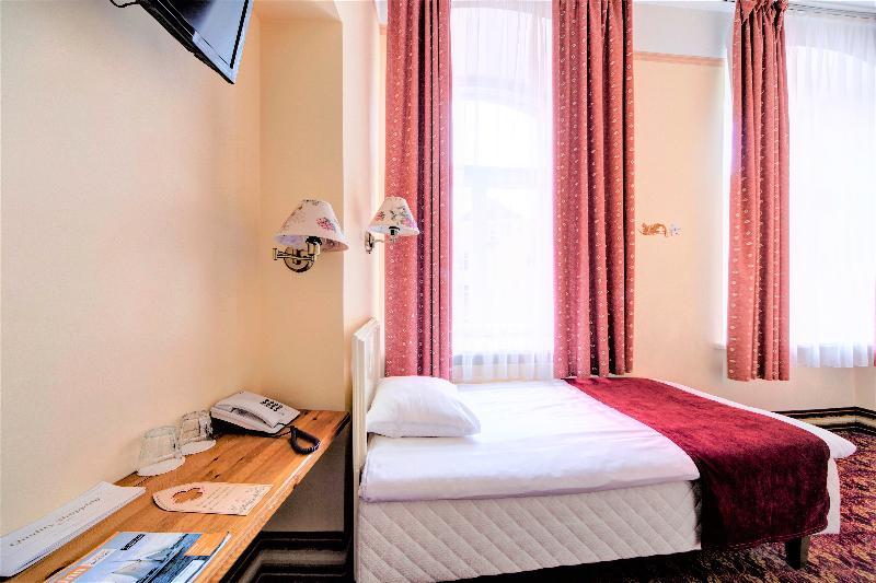 Hotel Rija Old Town 3*